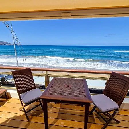 Fabulous Canteras First Beachfront Apartment Las Palmas de Gran Canaria