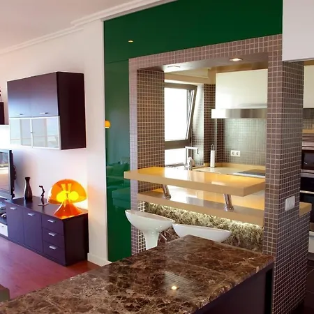 Fabulous Canteras First Beachfront 公寓 *